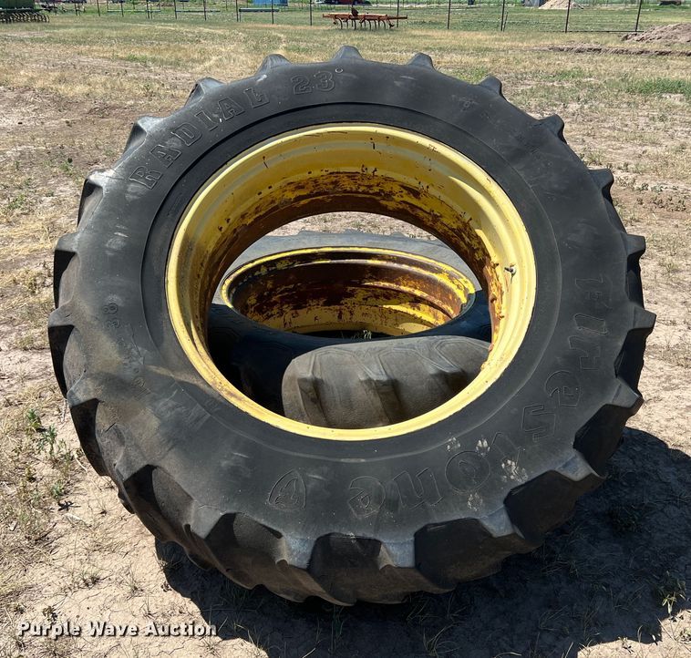 image for item DS8370 1971 John Deere 4620  tractor