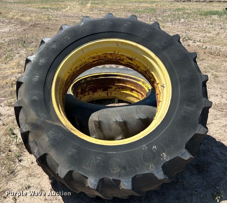 image for item DS8370 1971 John Deere 4620  tractor