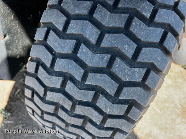 image for item DS8371 Husqvarna LGT2654  lawn mower