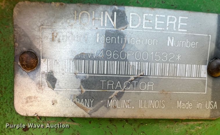 image for item DS8372 1992 John Deere 4960  MFWD tractor