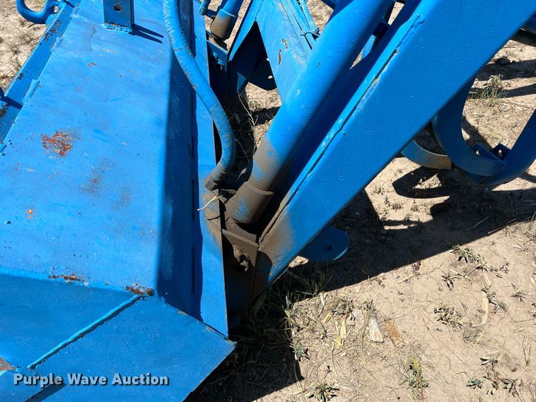 image for item DS8374 Ford  loader