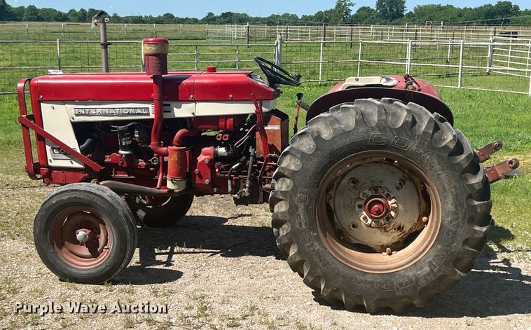 image for item HL9054 International 606  tractor