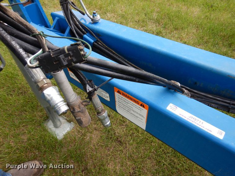 image for item JH9711 Kinze 3200  no-till planter