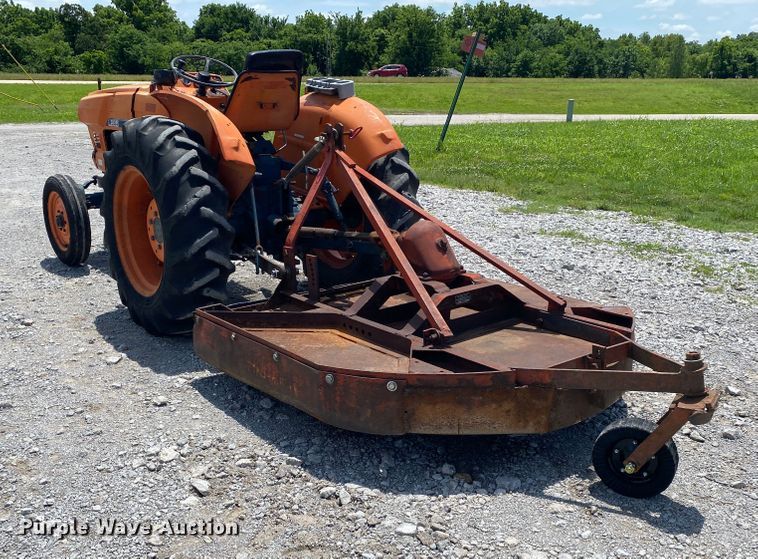 image for item JU9262 Kubota L285  tractor