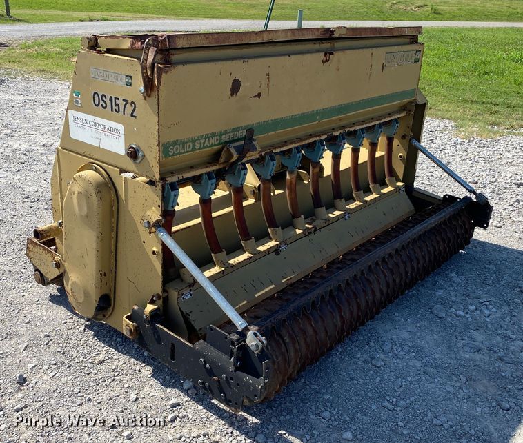 image for item JU9266 Land Pride OS1572  seeder