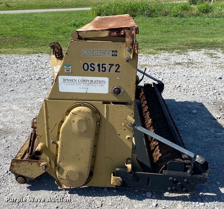 image for item JU9266 Land Pride OS1572  seeder