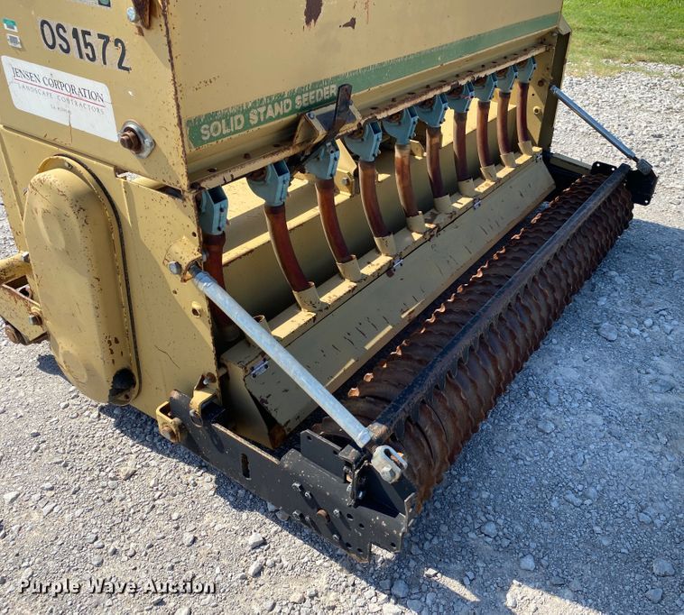 image for item JU9266 Land Pride OS1572  seeder