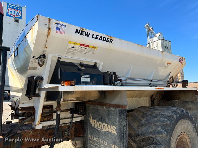 image for item KC9840 Case IH Titan FLX4300  applicator