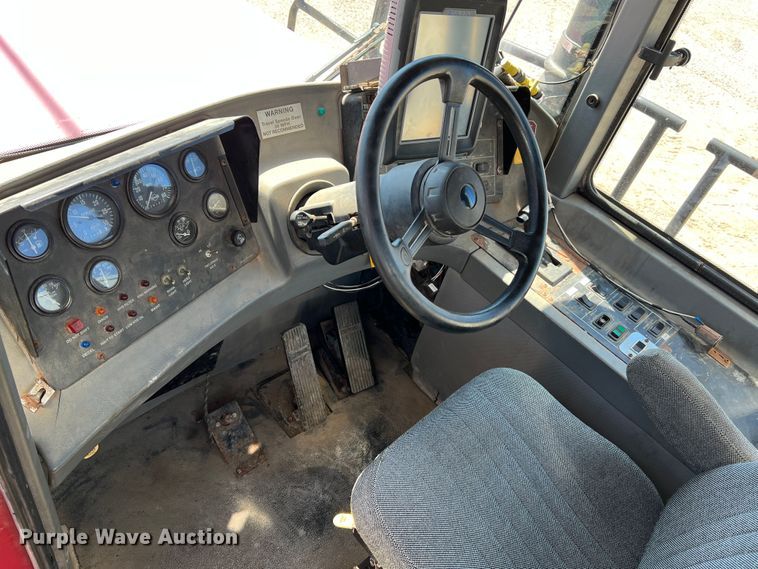 image for item KC9840 Case IH Titan FLX4300  applicator