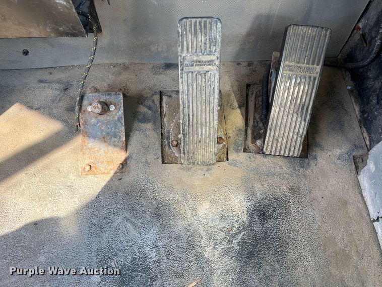 image for item KC9840 Case IH Titan FLX4300  applicator