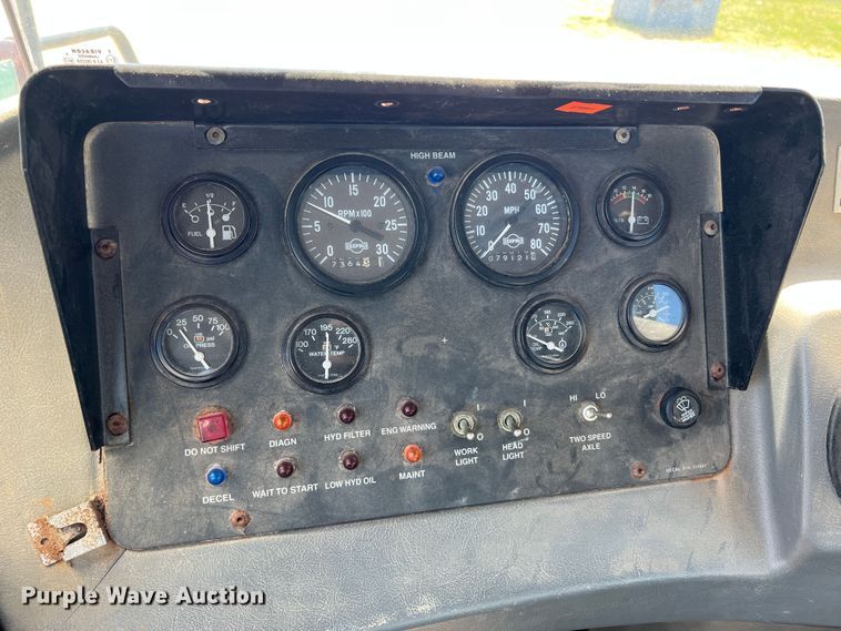 image for item KC9840 Case IH Titan FLX4300  applicator