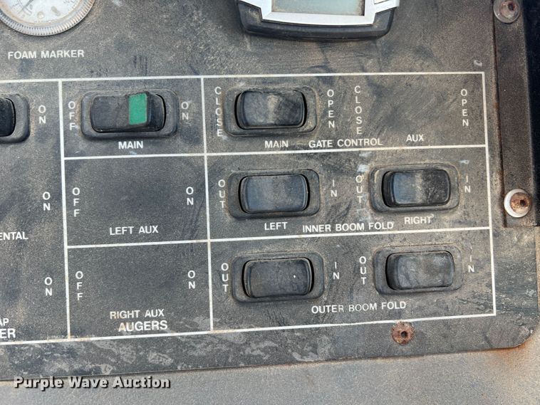 image for item KC9840 Case IH Titan FLX4300  applicator