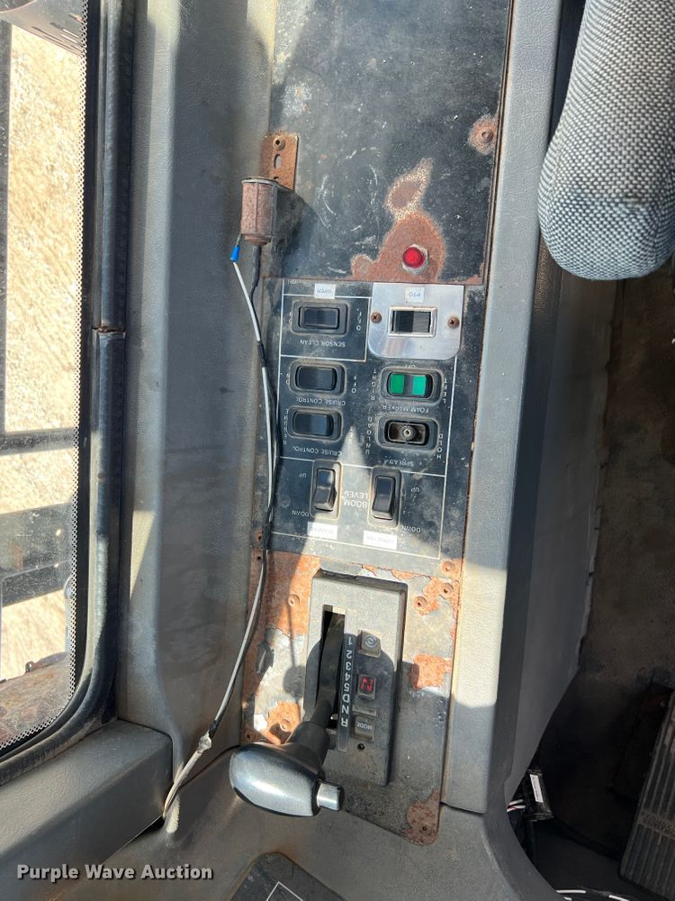 image for item KC9840 Case IH Titan FLX4300  applicator