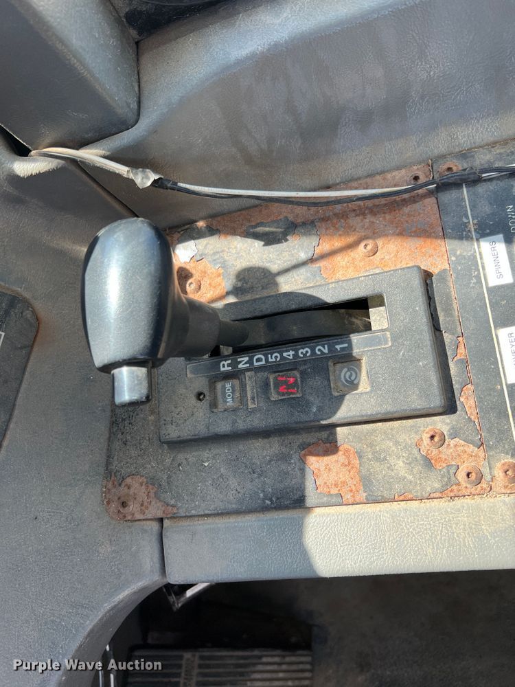 image for item KC9840 Case IH Titan FLX4300  applicator