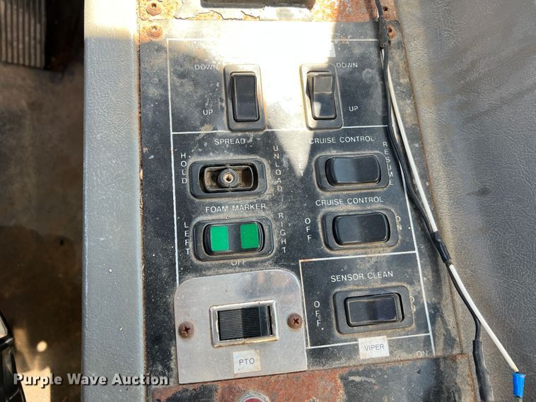 image for item KC9840 Case IH Titan FLX4300  applicator