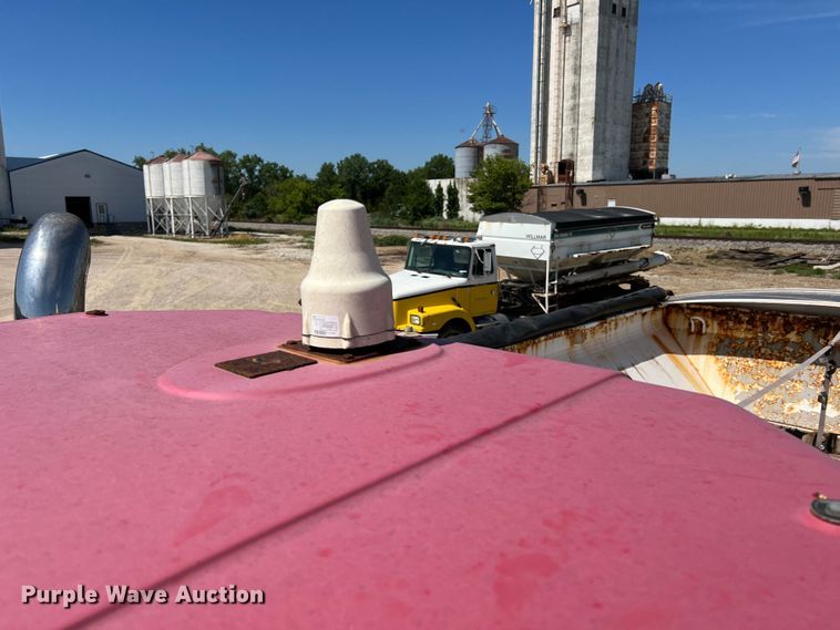 image for item KC9840 Case IH Titan FLX4300  applicator