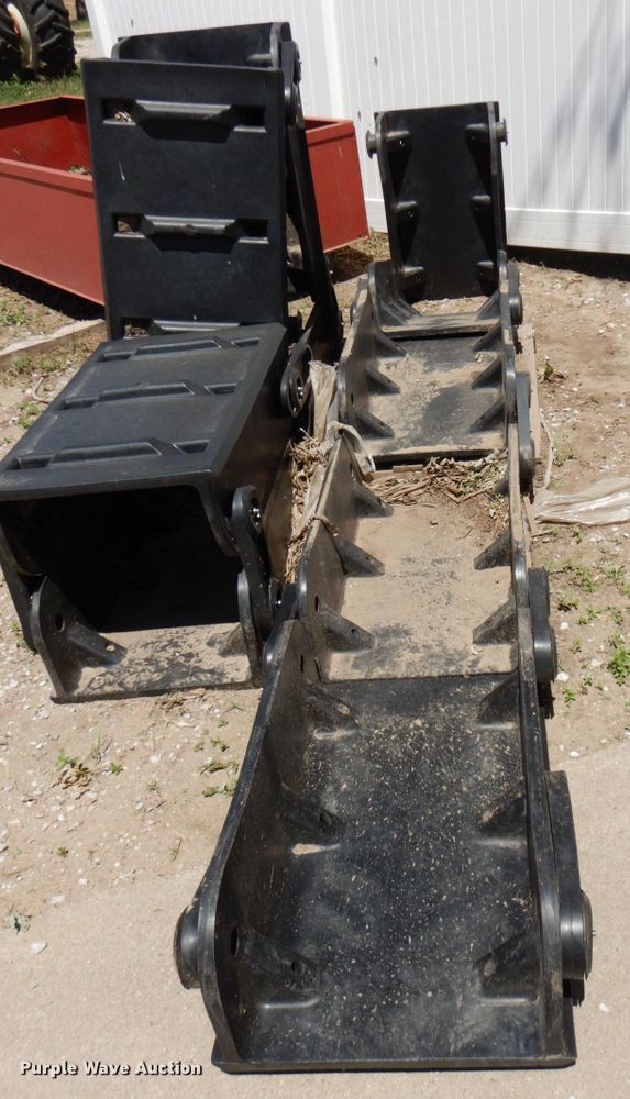 image for item KD9859 Raaft  over the tire center pivot tracks
