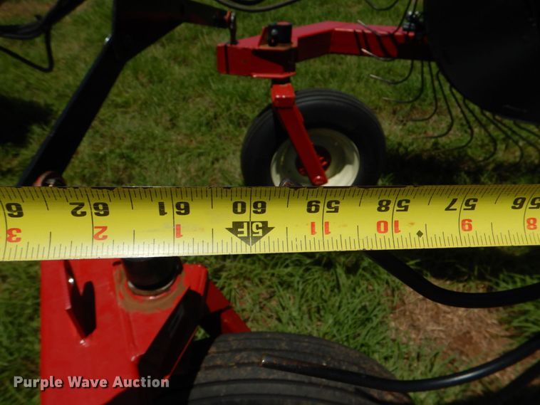 image for item KJ9890 2020 H&S 5114  hay rake