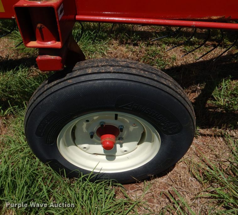 image for item KJ9890 2020 H&S 5114  hay rake