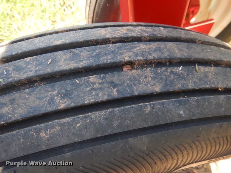 image for item KJ9890 2020 H&S 5114  hay rake