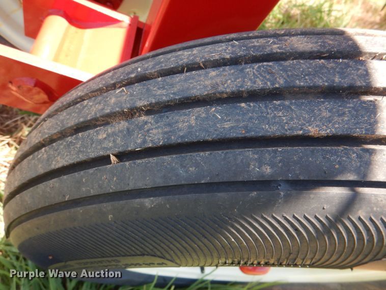 image for item KJ9890 2020 H&S 5114  hay rake