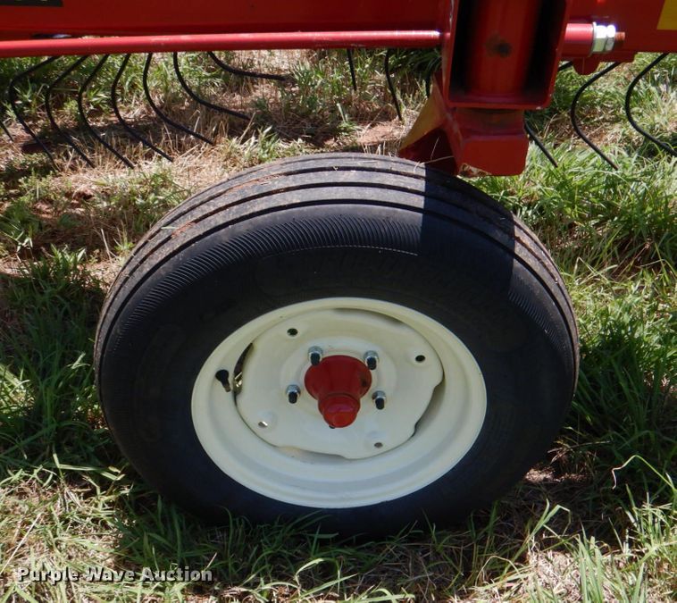 image for item KJ9890 2020 H&S 5114  hay rake