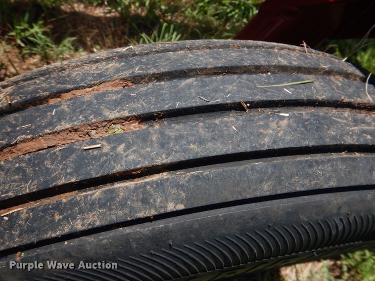 image for item KJ9890 2020 H&S 5114  hay rake