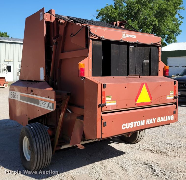image for item KT9882 Hesston 565A  round baler