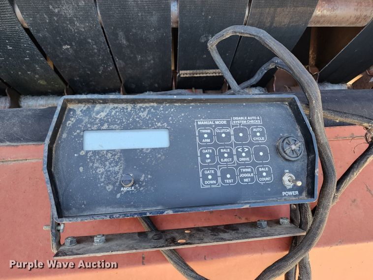 image for item KT9882 Hesston 565A  round baler