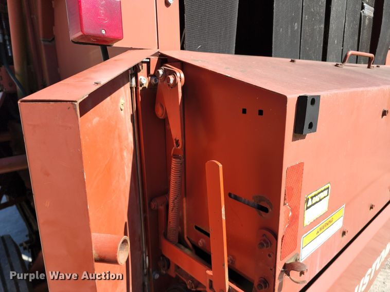 image for item KT9882 Hesston 565A  round baler