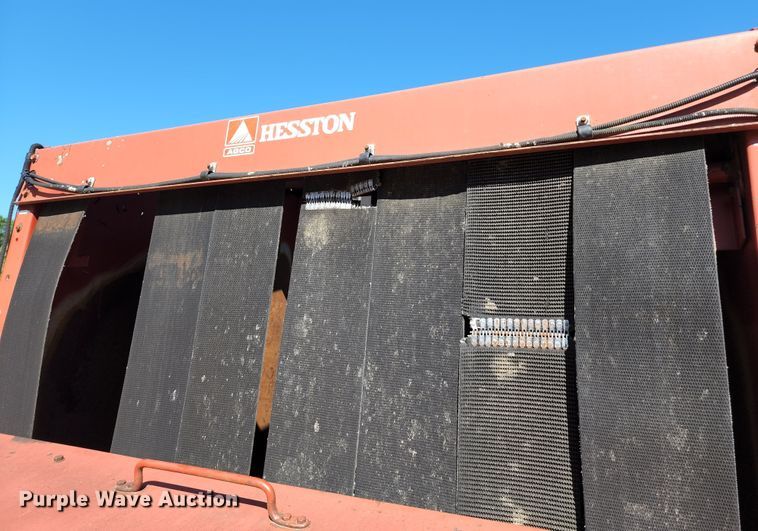 image for item KT9882 Hesston 565A  round baler