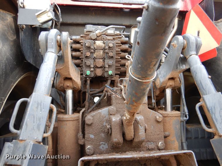 image for item LP9384 2004 Buhler Versatile 2180 Genesis II  MFWD tractor