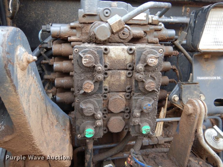 image for item LP9384 2004 Buhler Versatile 2180 Genesis II  MFWD tractor