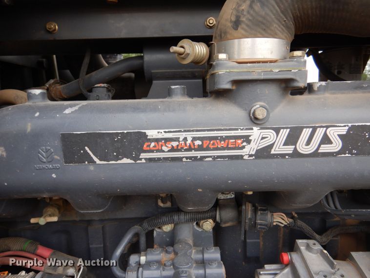 image for item LP9384 2004 Buhler Versatile 2180 Genesis II  MFWD tractor