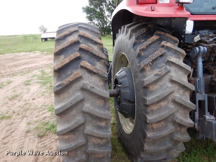 image for item LP9384 2004 Buhler Versatile 2180 Genesis II  MFWD tractor