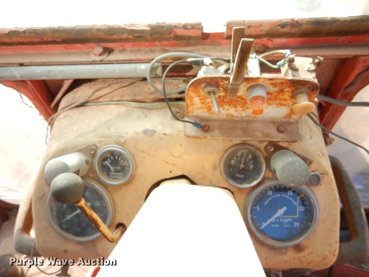 image for item LP9404 Case 930 Comfort King  tractor