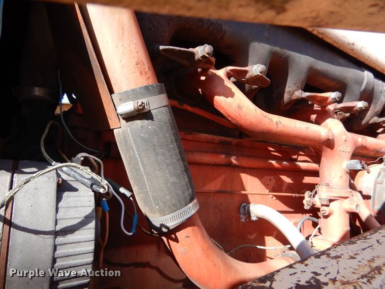 image for item LP9404 Case 930 Comfort King  tractor