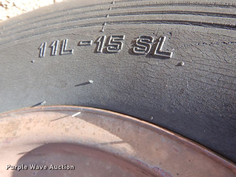 image for item LP9404 Case 930 Comfort King  tractor