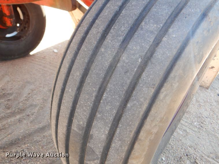 image for item LP9404 Case 930 Comfort King  tractor