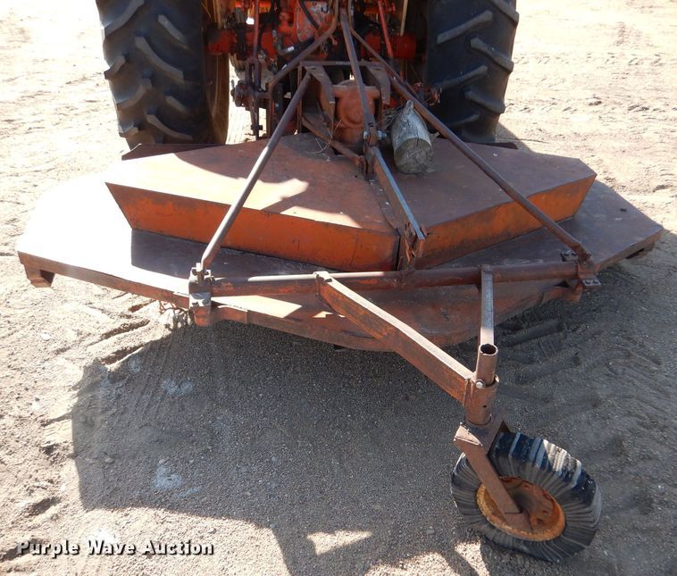 image for item LP9404 Case 930 Comfort King  tractor