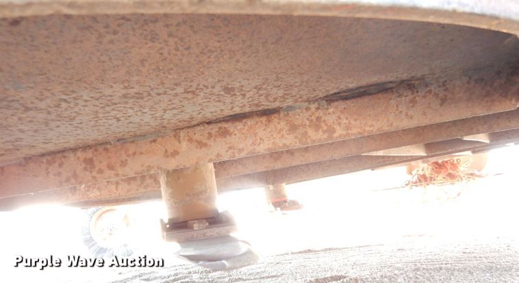 image for item LP9404 Case 930 Comfort King  tractor