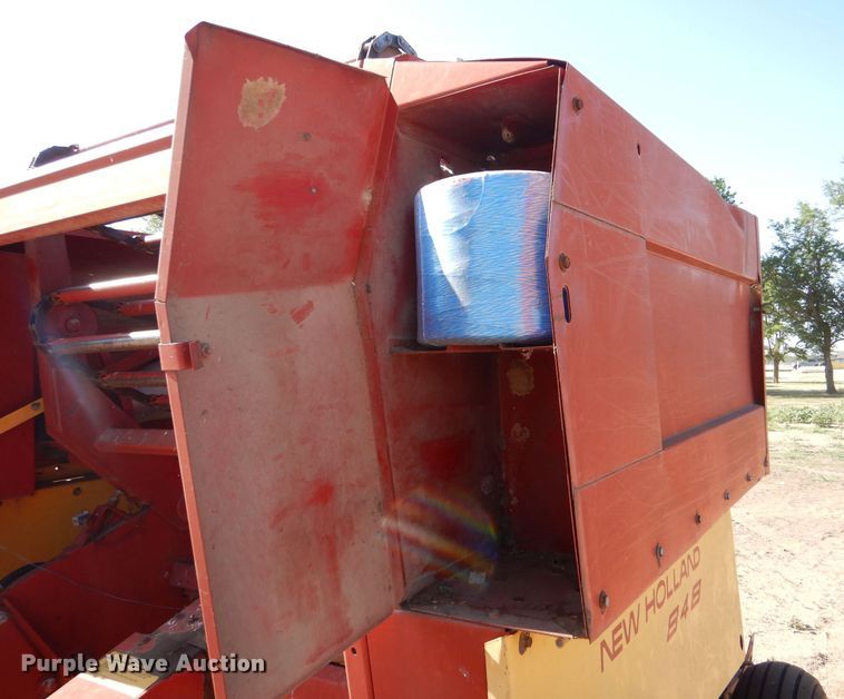 image for item LP9405 New Holland 848  round baler