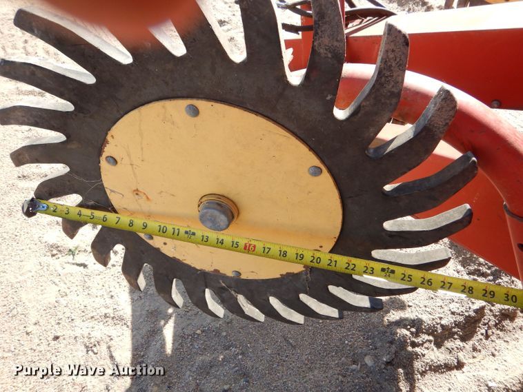 image for item LP9405 New Holland 848  round baler