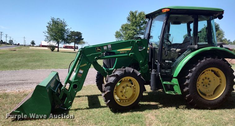 image for item LU9089 2013 John Deere 5055E MFWD tractor