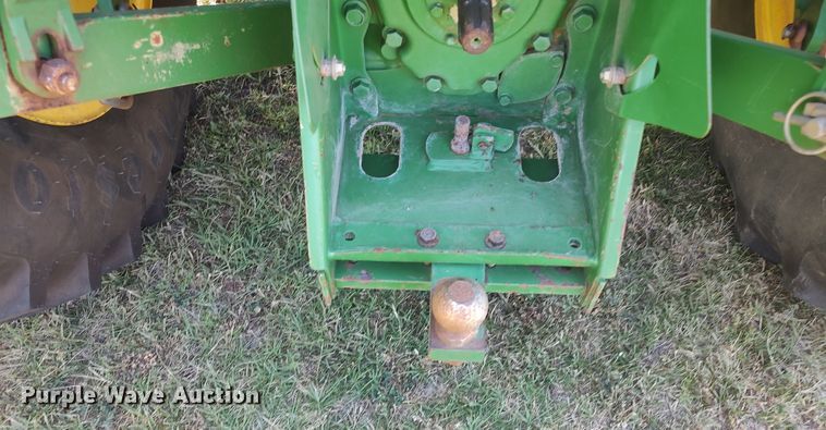 image for item LU9089 2013 John Deere 5055E MFWD tractor