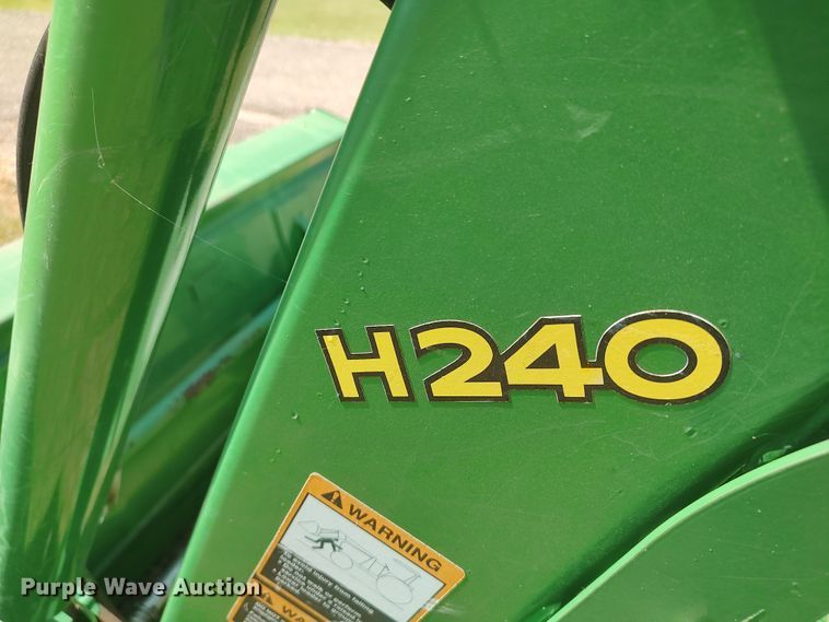image for item LU9089 2013 John Deere 5055E MFWD tractor