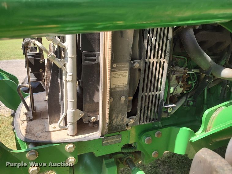 image for item LU9089 2013 John Deere 5055E MFWD tractor