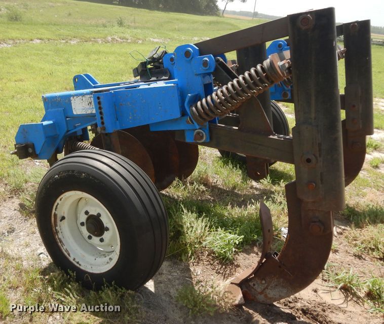 image for item MD9226 DMI Tiger  V-ripper