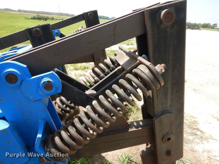 image for item MD9226 DMI Tiger  V-ripper