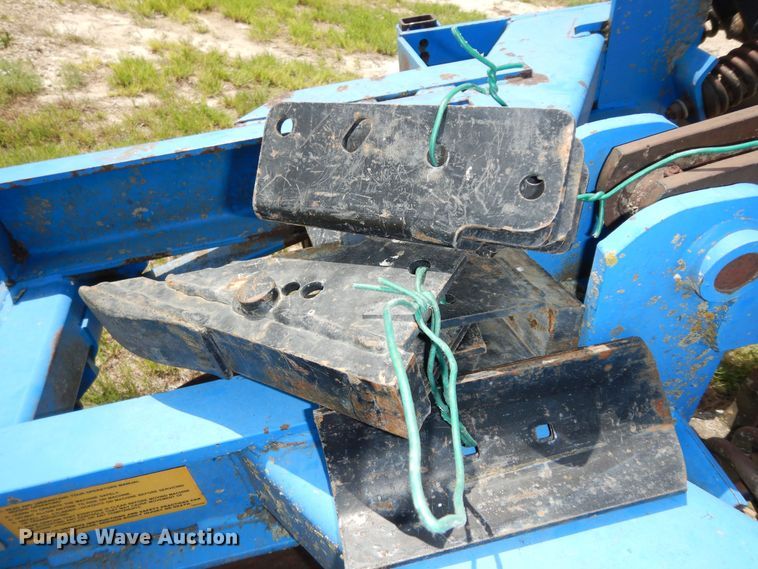 image for item MD9226 DMI Tiger  V-ripper